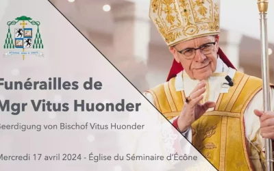 La prière sur la tombe des Evêques à Ecône